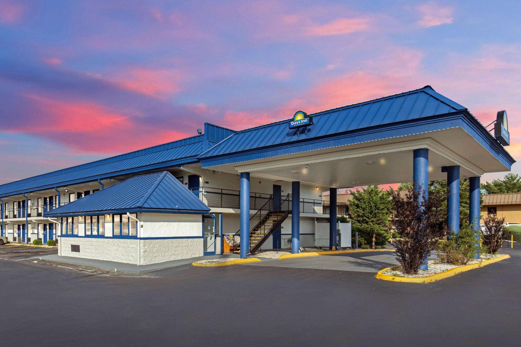 Days Inn By Wyndham Knoxville North Powell Kültér fotó