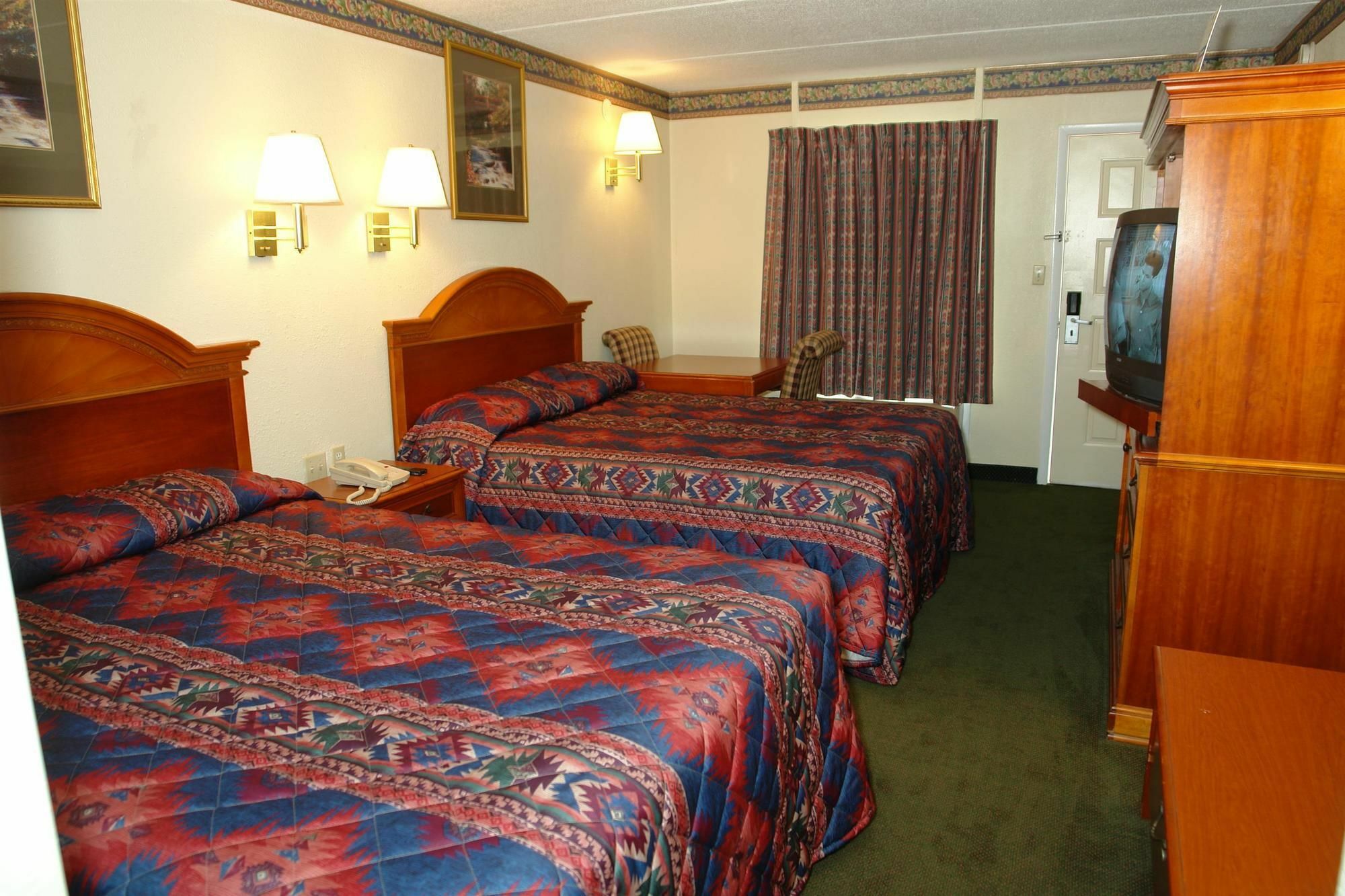 Days Inn By Wyndham Knoxville North Powell Kültér fotó