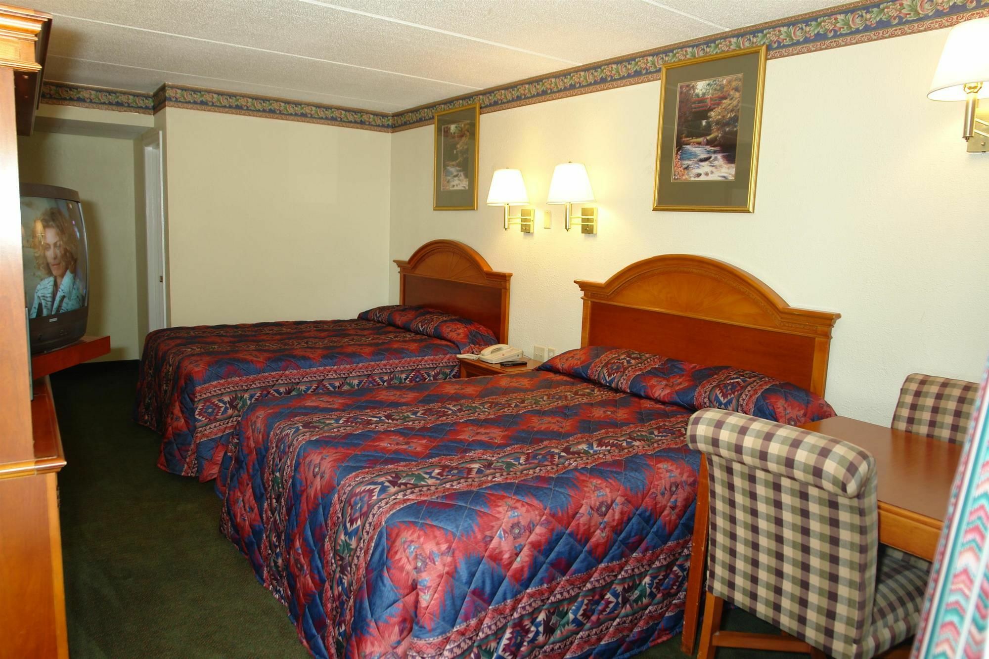 Days Inn By Wyndham Knoxville North Powell Kültér fotó